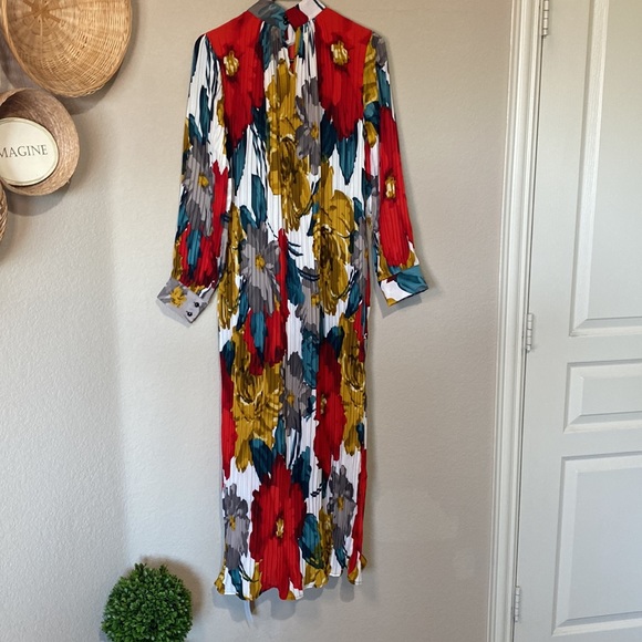 soule + sepia Dresses & Skirts - NWT Soule + Sepia Floral Print Pleated Maxi Dress M/L